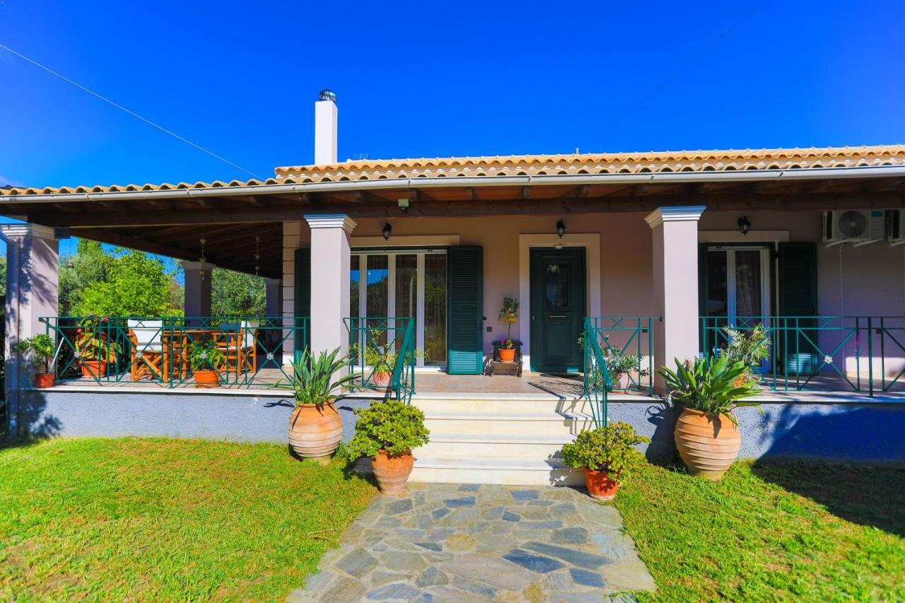 Villa Chrisdina Nymfai Exterior photo